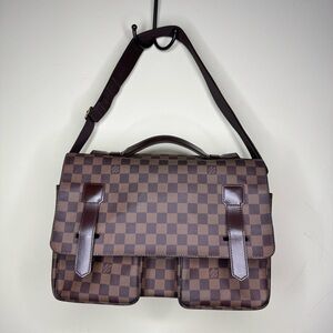 Louis Vuitton Damier Messenger Bag